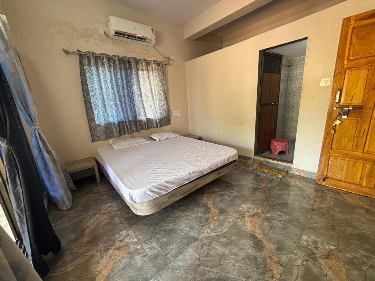Shobhnath Home Stay Harnai Room photo